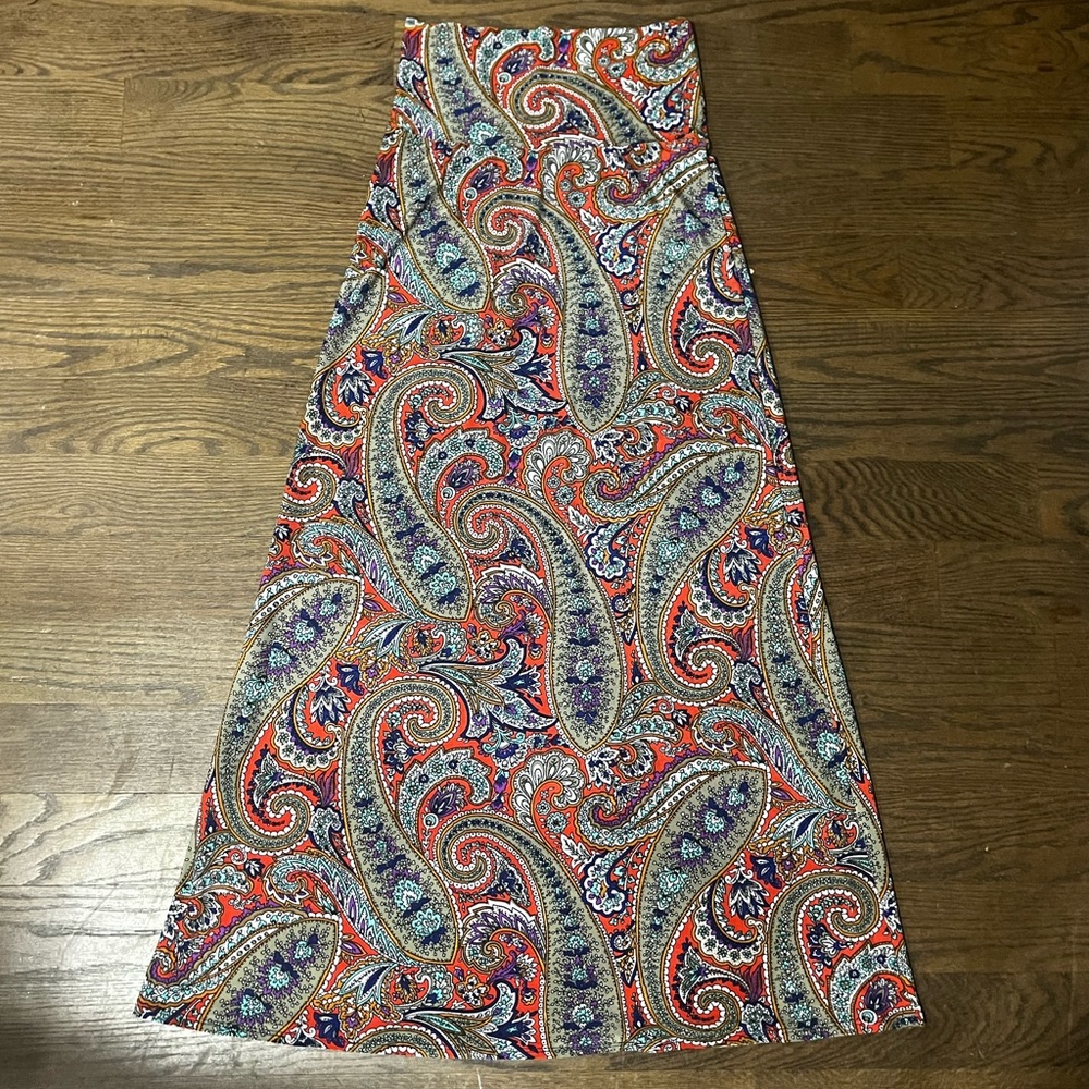 Azules Skirt Maxi Paisley Print Fold Over Waist. M.
